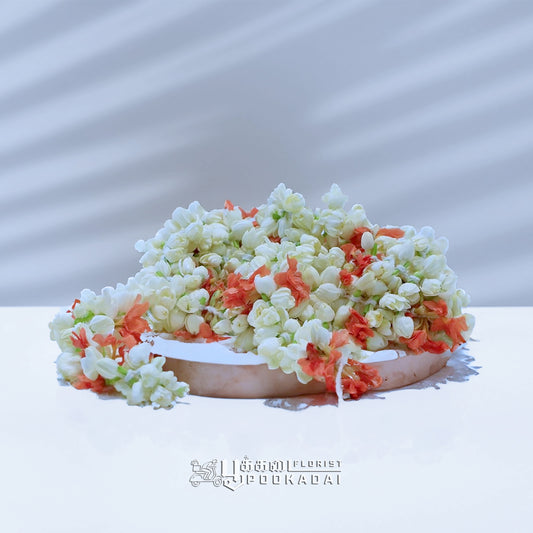 Fresh Jasmine & Kanakamparam Strings - Pookadai Florist Toronto