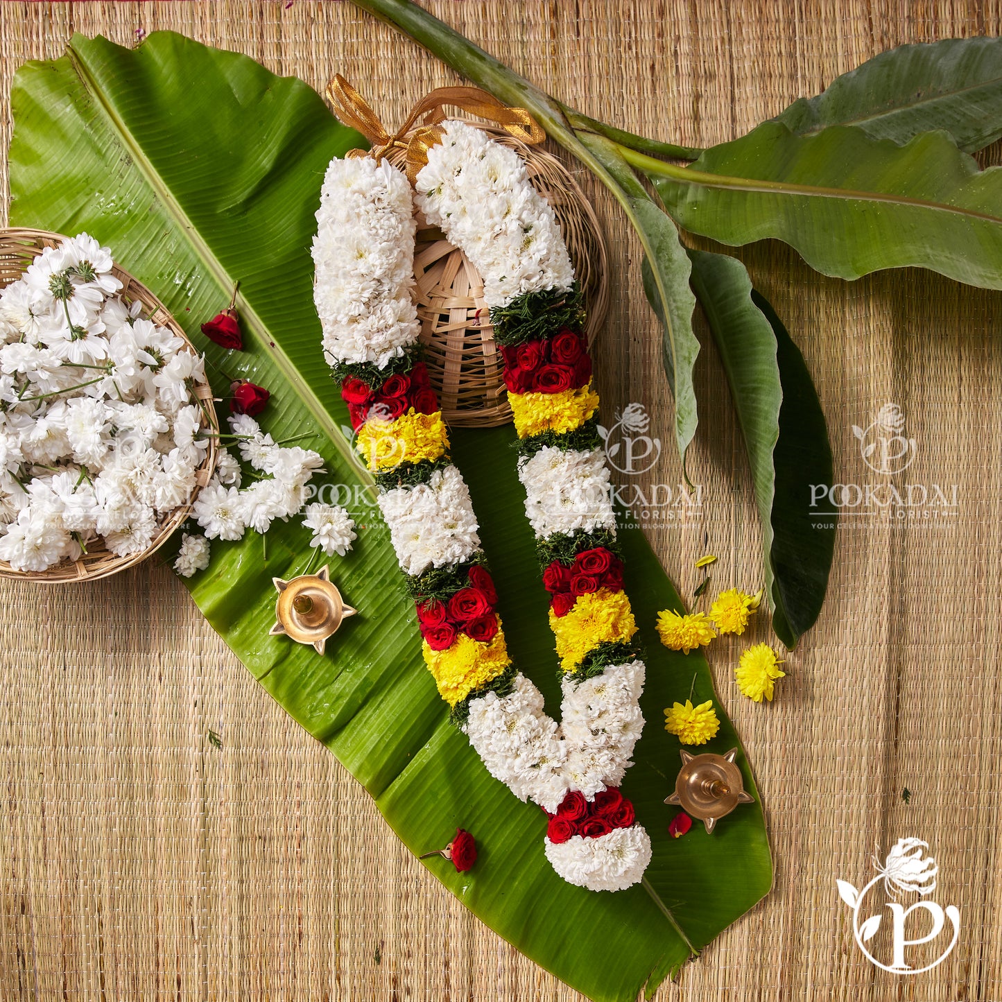 White Samanthi Garland | Samanthi Maalai | Chrysanthemum Mala