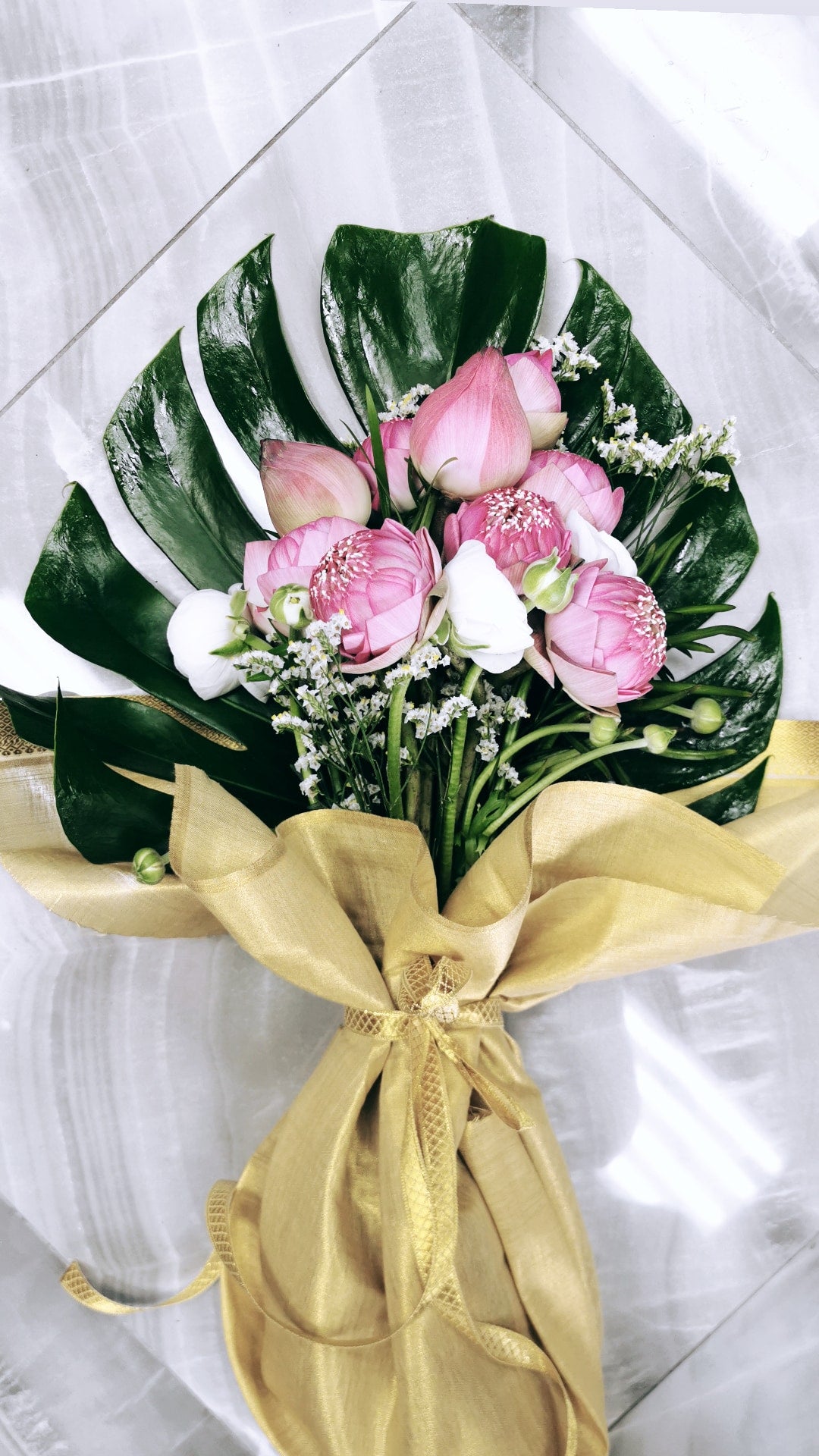 Lotus Luxe - Pookadai Florist Toronto
