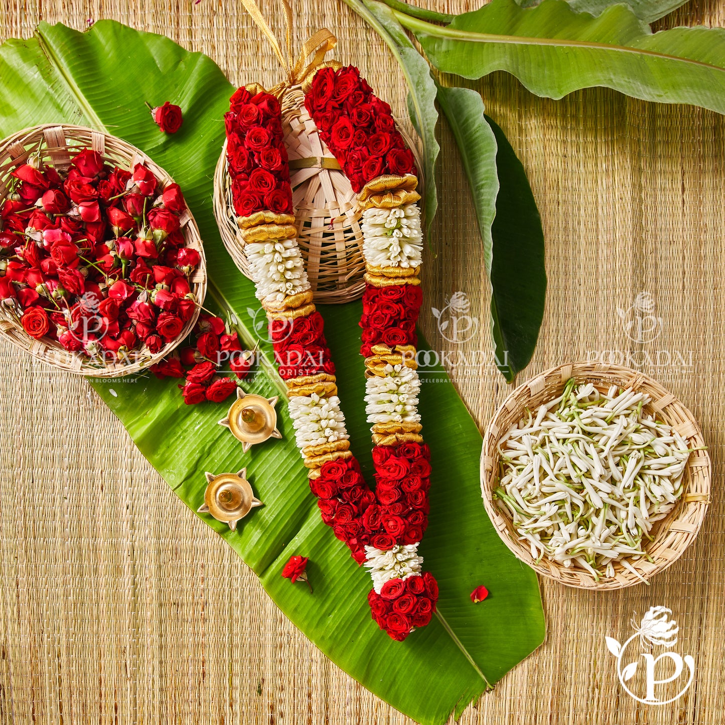 White Sampangi & Red Button Rose Garland | Sampangi Roja Maalai | Button Rose Gulab Mala